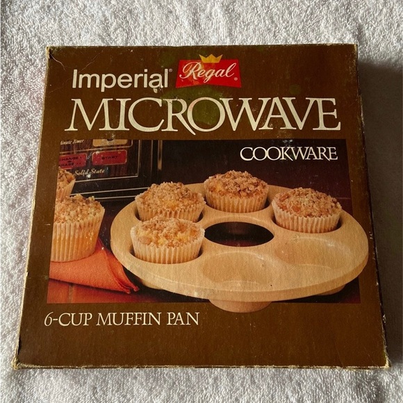 Vintage Regal Imperial Microwave Cookware 6 Cup Muffin Pan - Picture 5 of 7